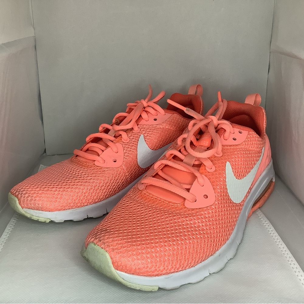 Nike Air Max Motion Low